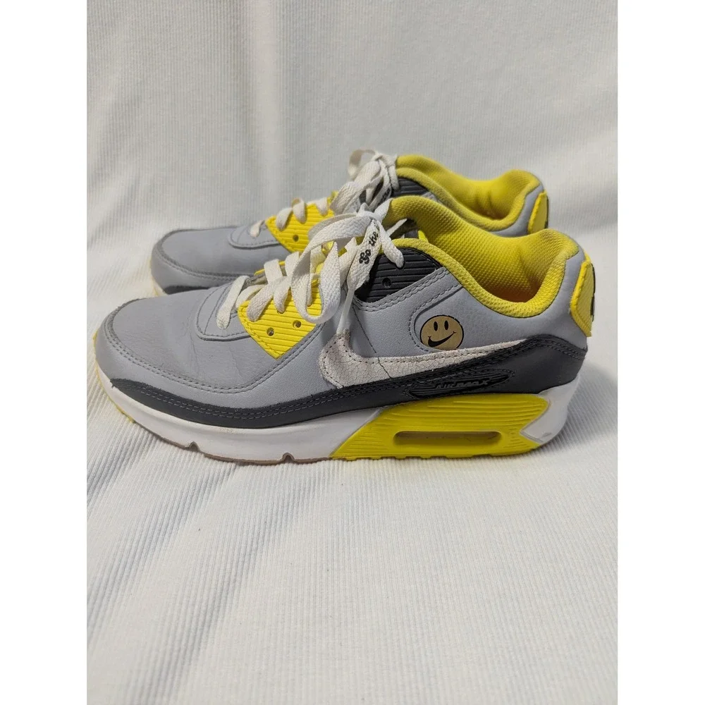 Nike Air Max 90 Go‎ The Extra Smile Kids Shoes Grey Yellow Black DO5862-001